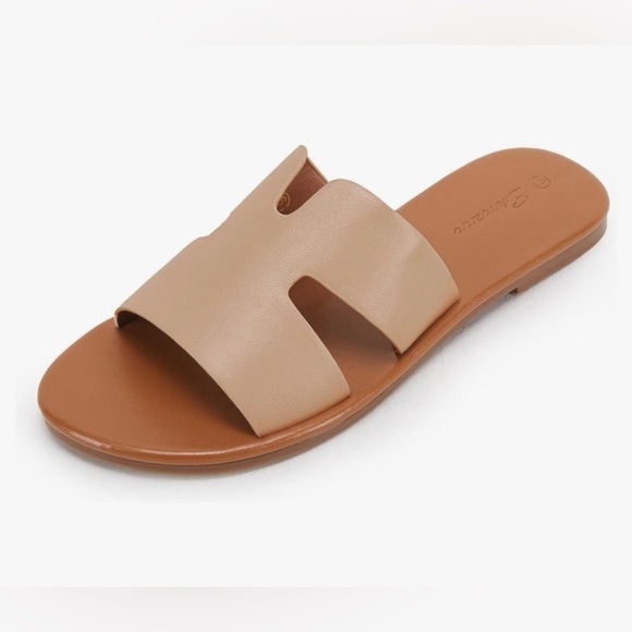 Shoes - Ermonn Women’s Faux Leather Strap Slide Sandals, khaki/beige, size 8.5, NWOT